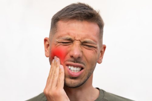 cruje mandibula dental